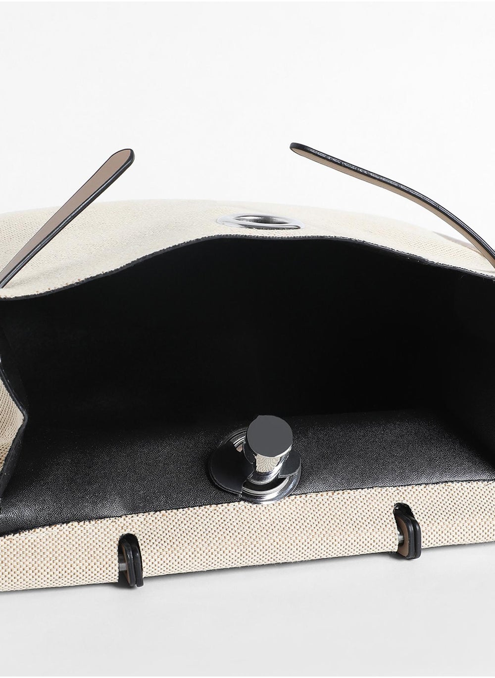 buy-haute-sauce-structured-block-with-pouch-hand-bag_syq