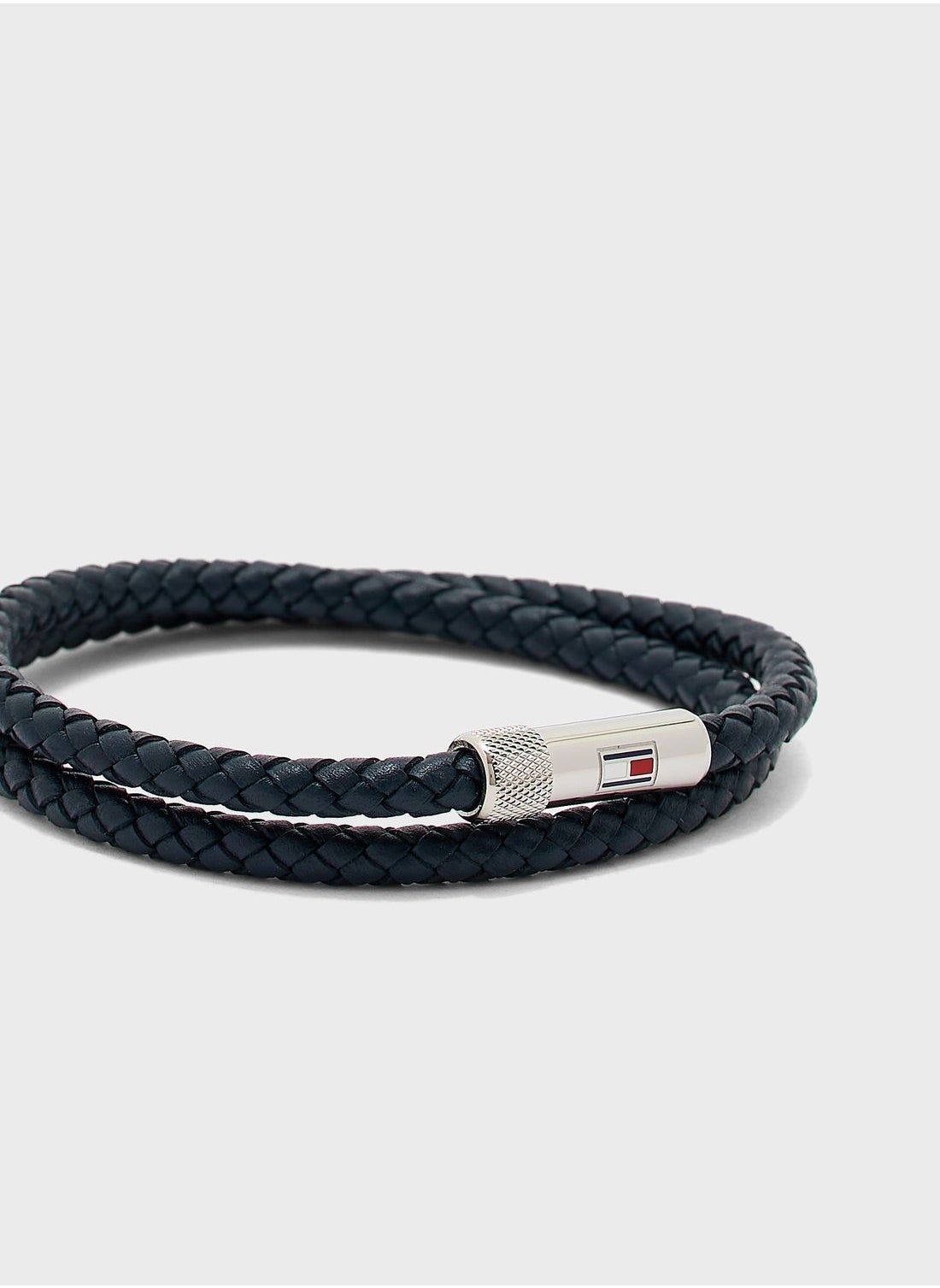 buy-tommy-hilfiger-leather-multilayered-bracelet_0vm
