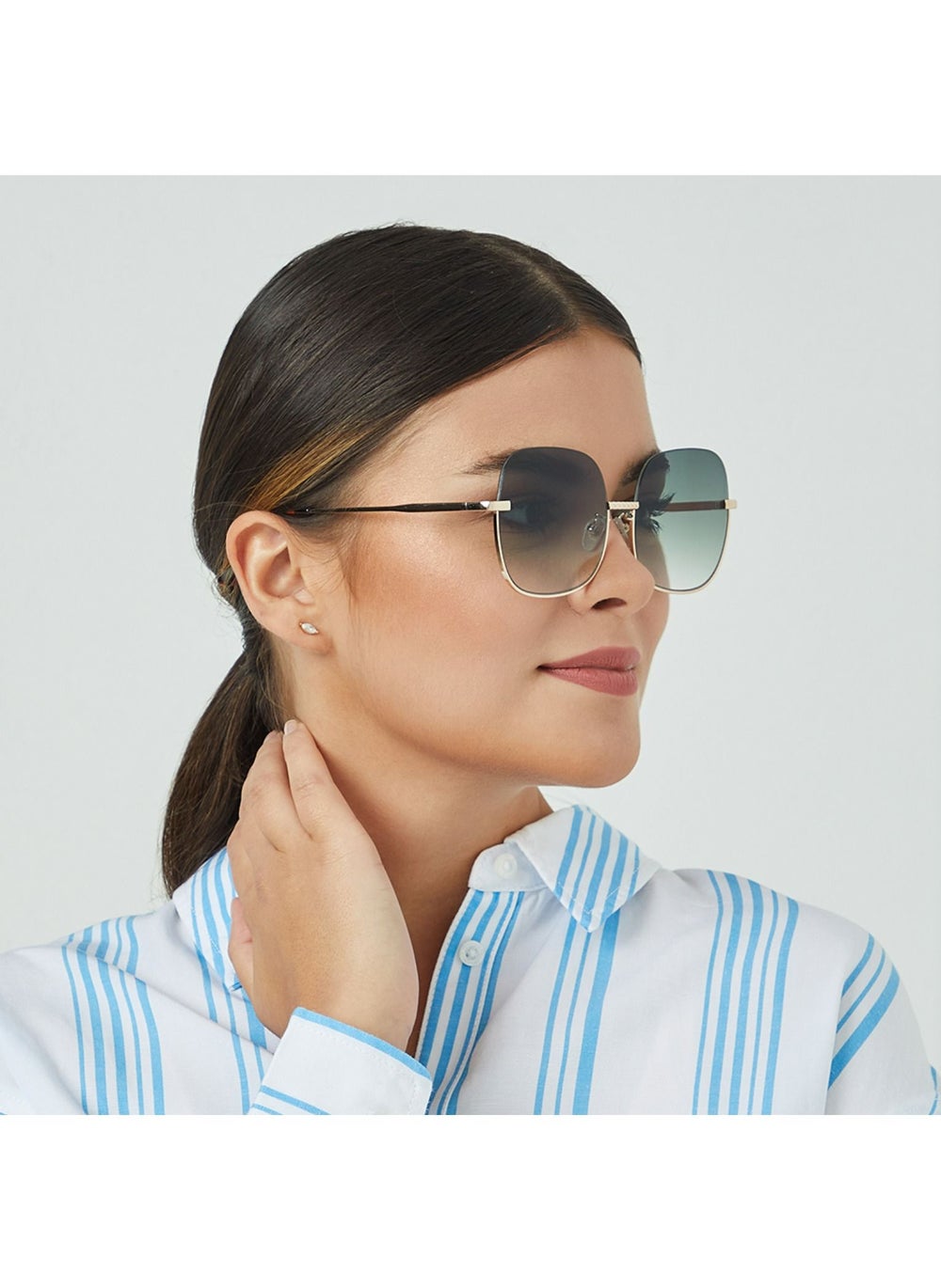 buy-blackout-geo-women-japanese-gold-sunglasses-frame-material-metal-frame-color-japanese-gold-lens-color-green-full-rim_vg8