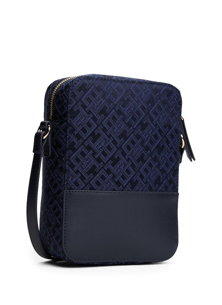 buy-tommy-hilfiger-logo-detailed-feminine-crossbody_xf8