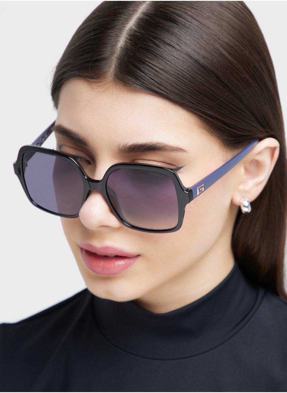 buy-guess-gradient-oversized-rectangle-shape-sunglasses_mvy