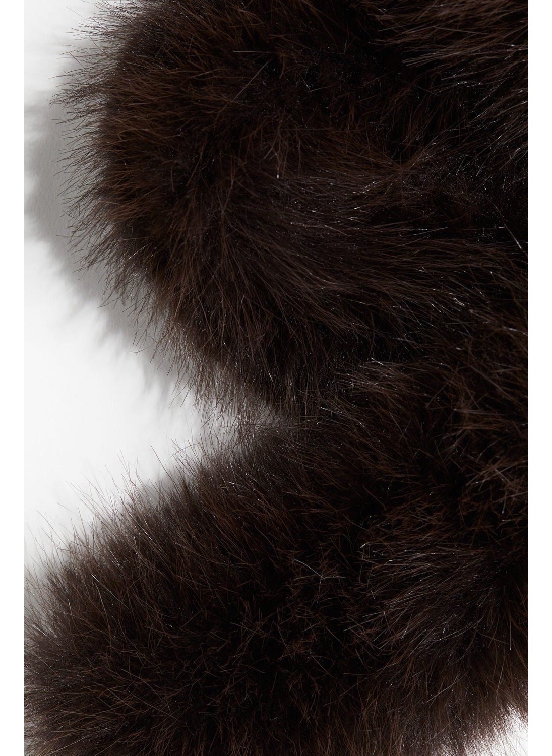 buy-h-m-fluffy-knit-scarf_tfo