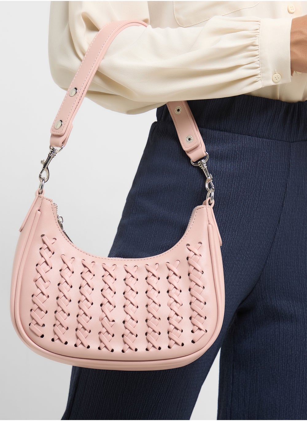 buy-ella-weave-detail-shoulder-bag_1yk