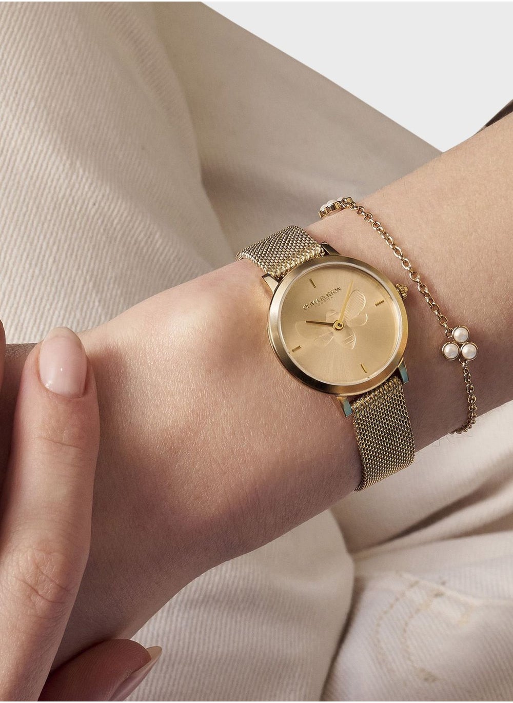 buy-olivia-burton-ob-signature-ultra-slim-bees-analog-watch_gd1