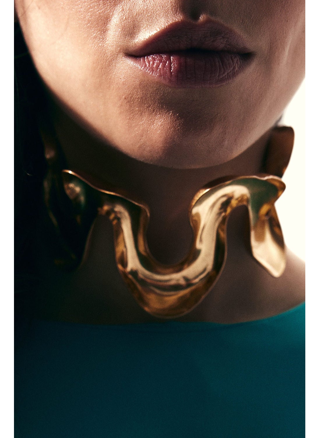 buy-h-m-rigid-short-necklace_qyk