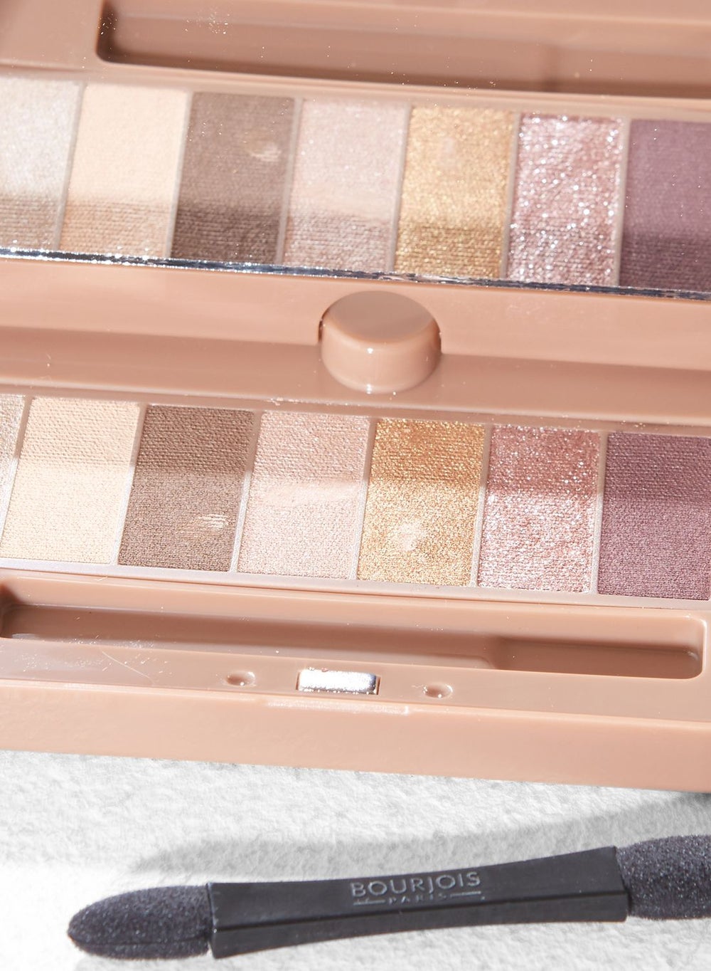buy-bourjois-paris-bourjois-eye-catching-palette-03-eye-catching-nude-4-5g_3jx