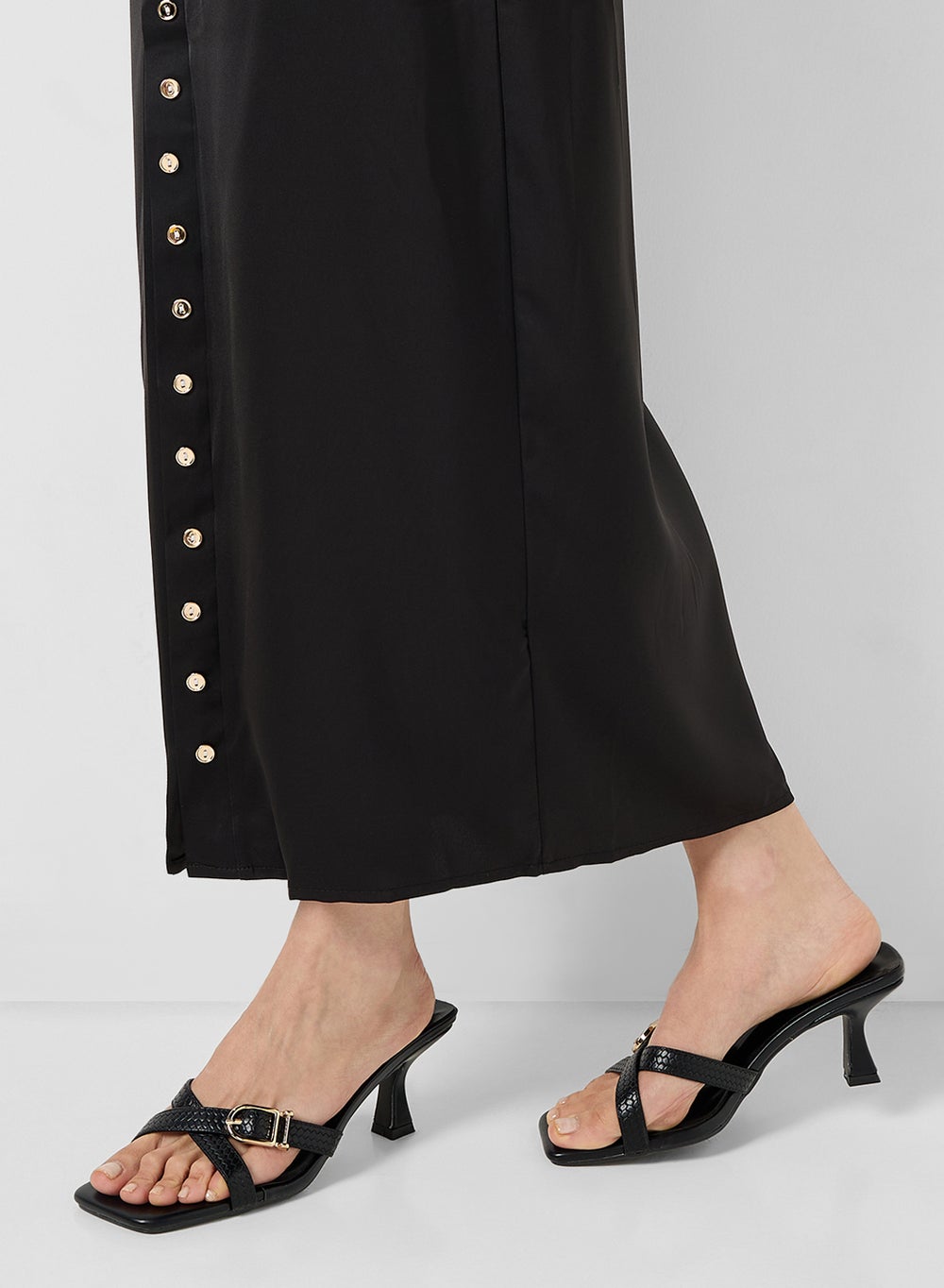 buy-ginger-heeled-mule-with-buckle_zxs