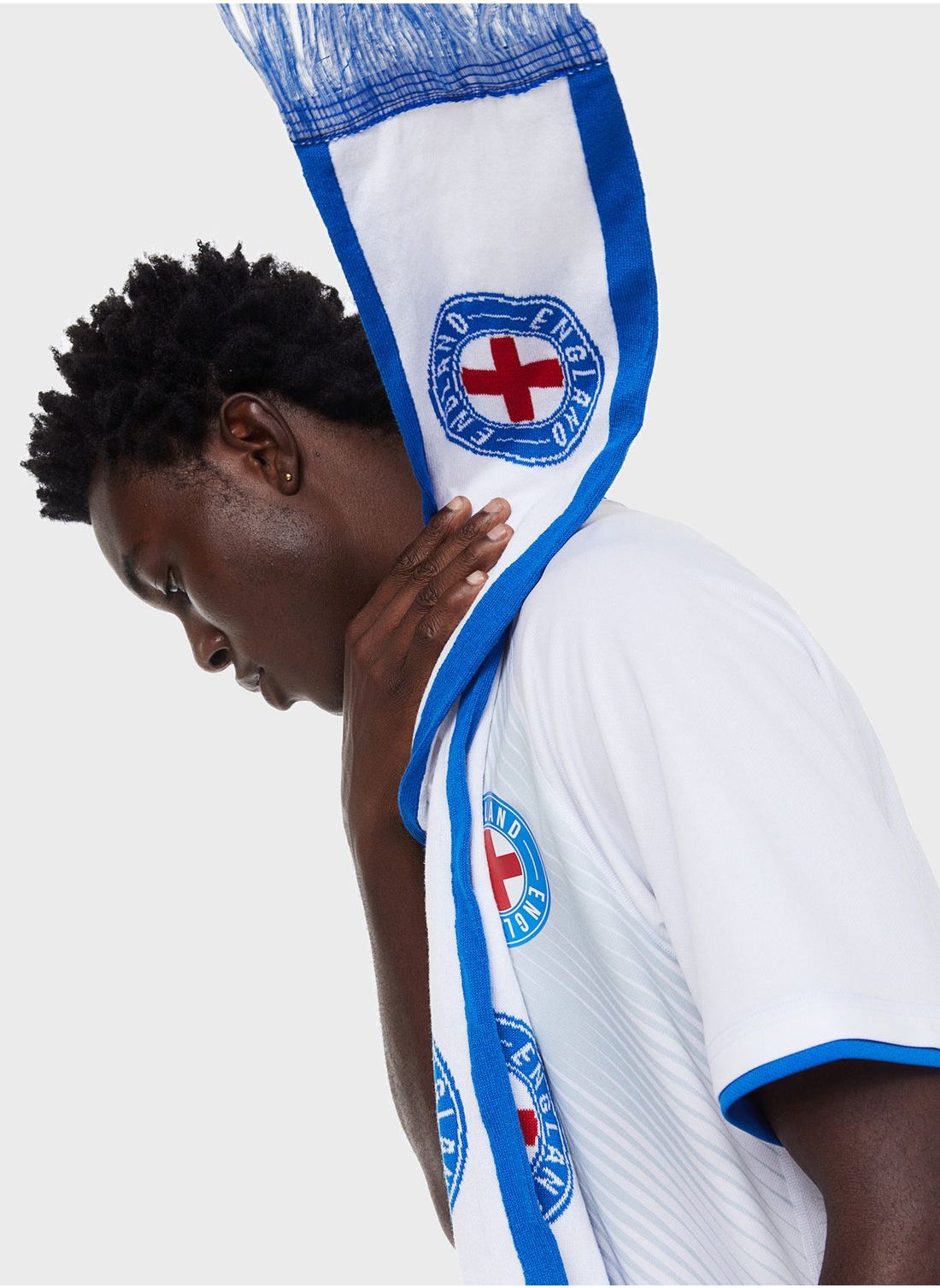 buy-h-m-england-football-scarf_5i8