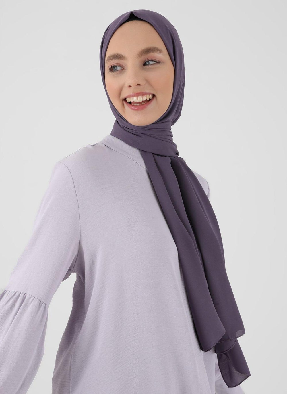 buy-tuva-shawl-by-modanisa-crepe-wrap-blueberry_az9