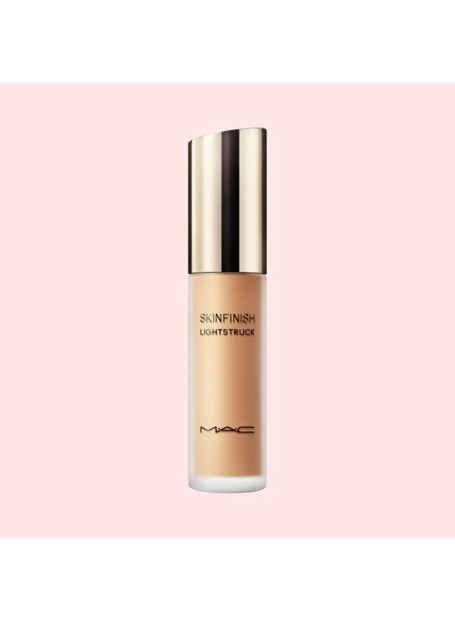 buy-mac-cosmetics-skinfinish-lightstruck-liquid-highlighter-double-gleam_gbb