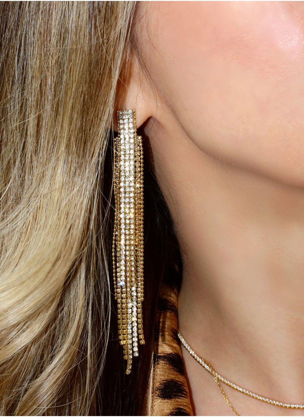 buy-jackie-mack-adhara-drop-earrings_upm