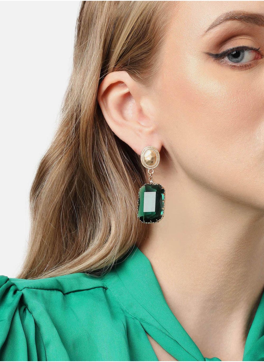 buy-sohi-party-drop-earrings_eaj