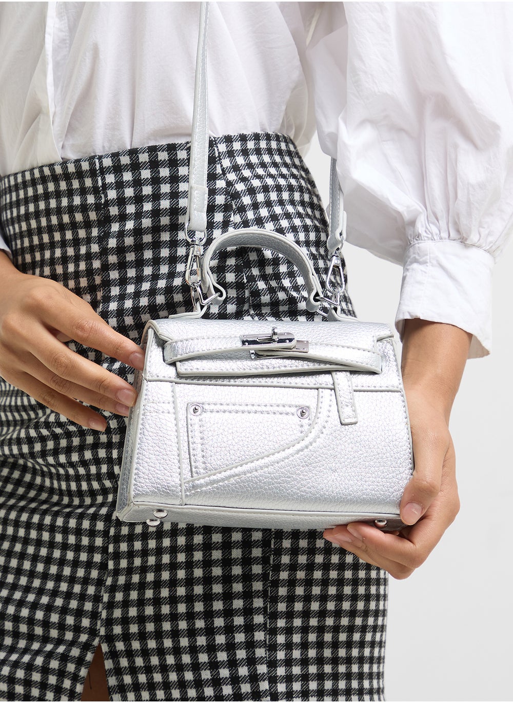 buy-ella-satchel-with-buckle_tno