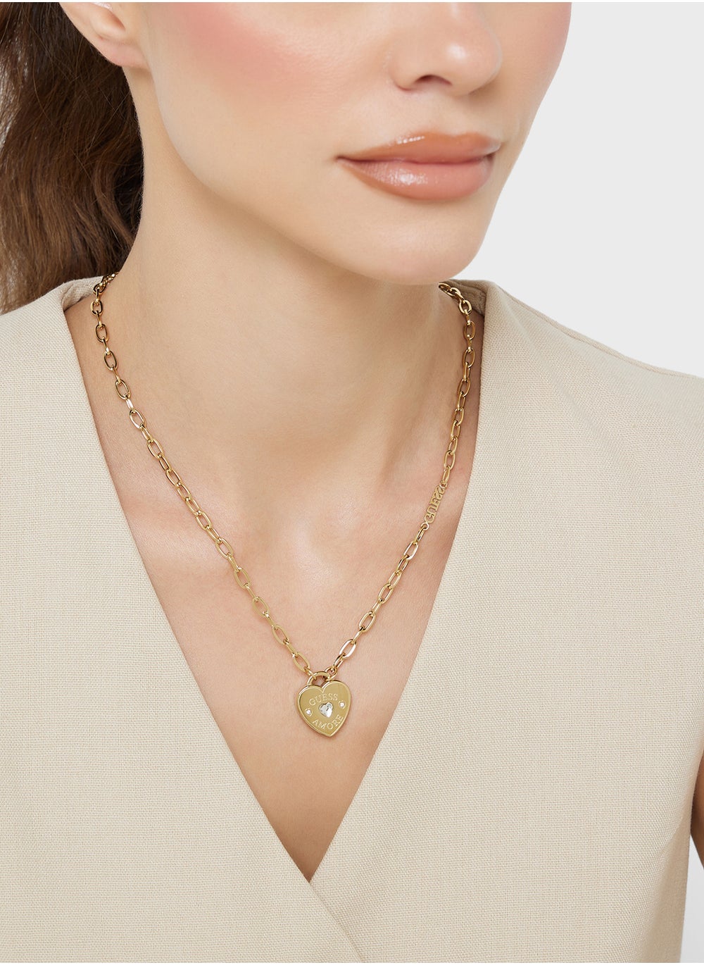buy-guess-jubn05060jwygt-u-21-inch-heart-charm-necklace_y61