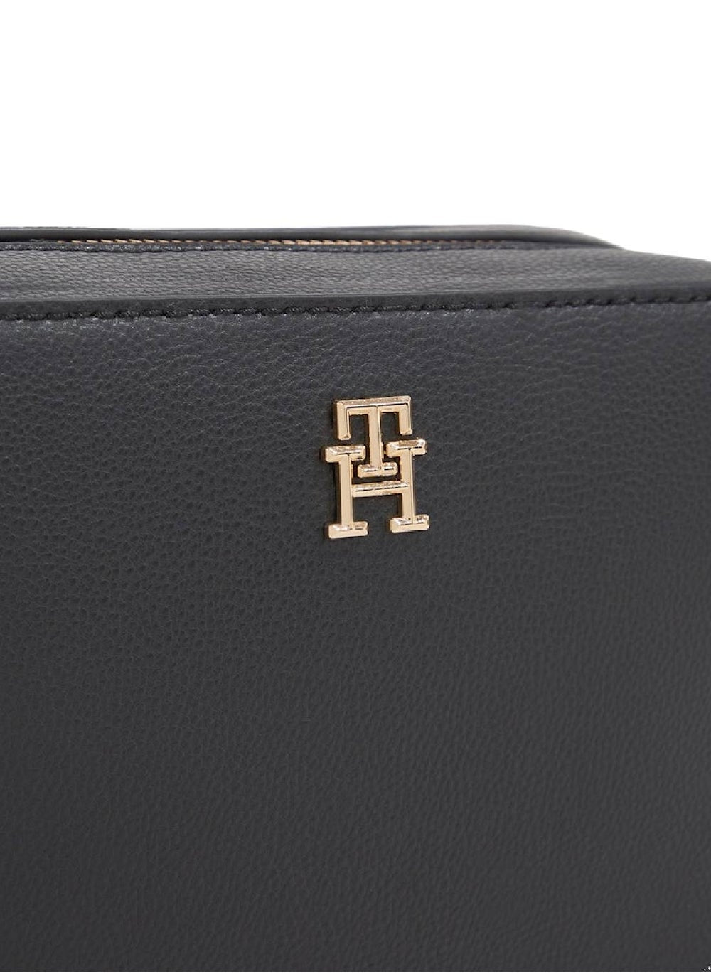 buy-tommy-hilfiger-women-s-th-soft-logo-camera-bag-polyester-blend-black_ccy