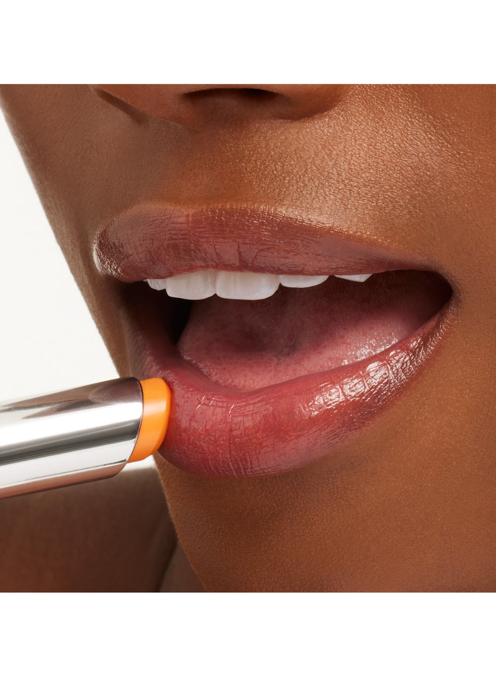 buy-mac-cosmetics-glow-play-tendertalk-lip-balm-inner-light_x4d