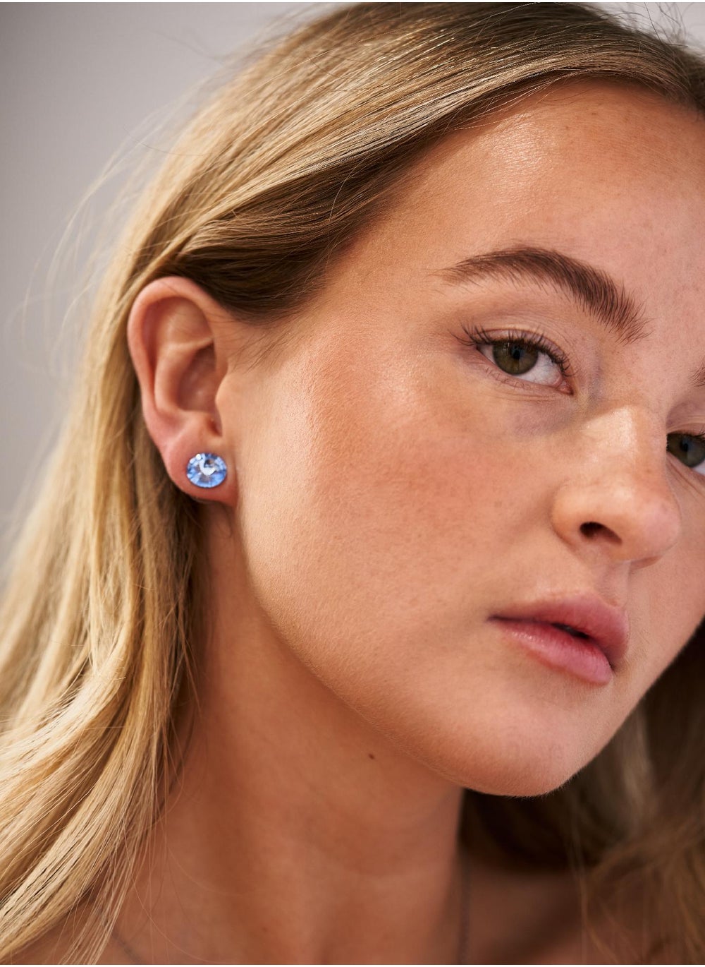 buy-seona-ella-light-sapphire-crystal-stud-earrings-fresh-blue-brilliance_8xm