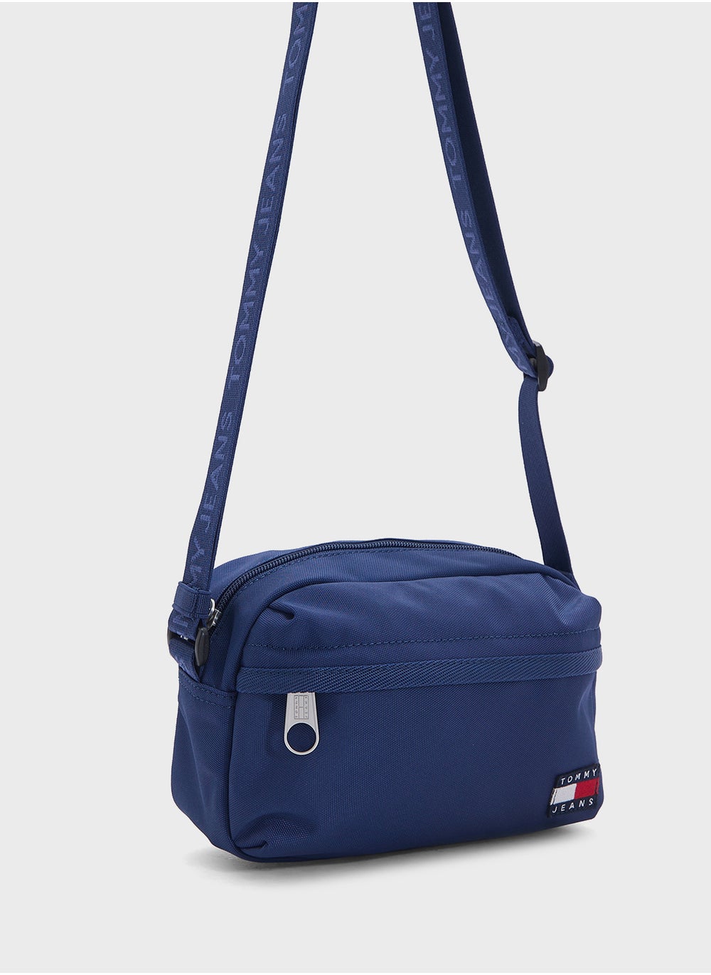 buy-tommy-jeans-essential-daily-crossbody-bag_275