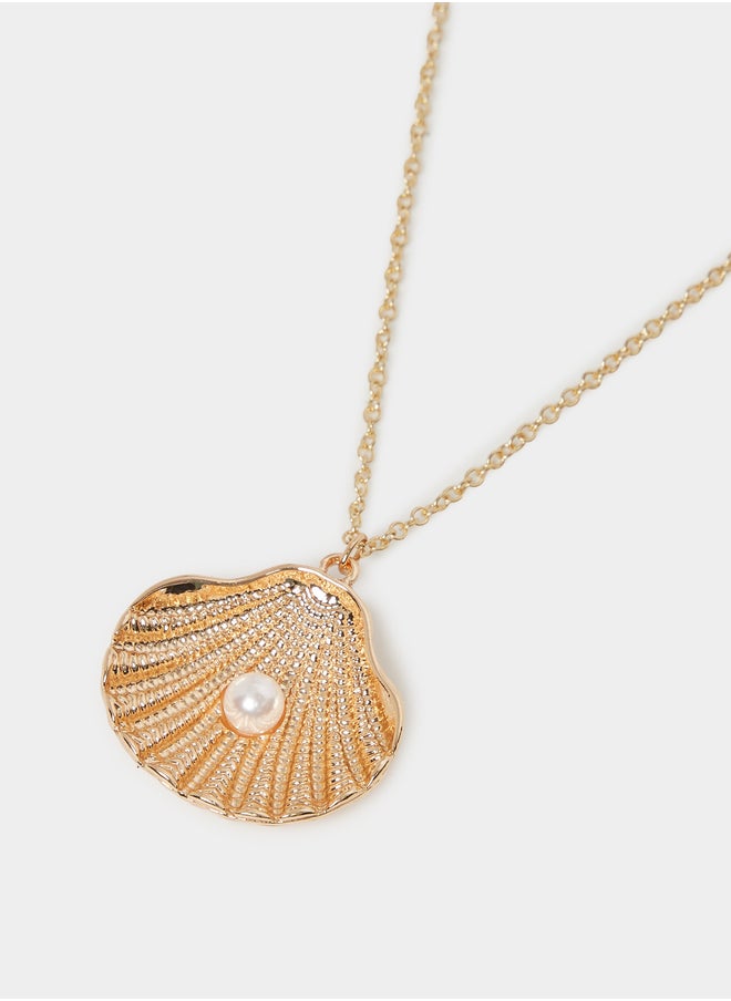 buy-styli-faux-pearl-detail-shell-pendant-necklace_te2