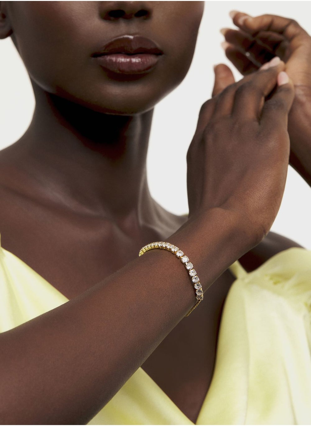 buy-ted-baker-melrah-icon-crystal-slider-bracelet_h7j