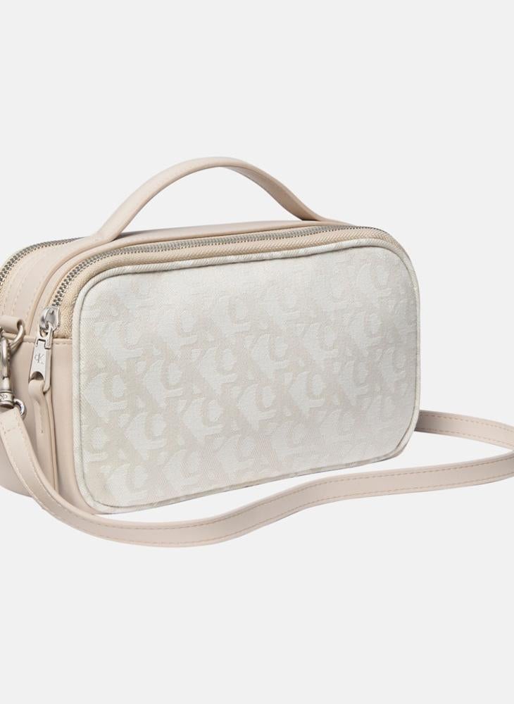 buy-calvin-klein-jeans-logo-crossbody-bag_xbz
