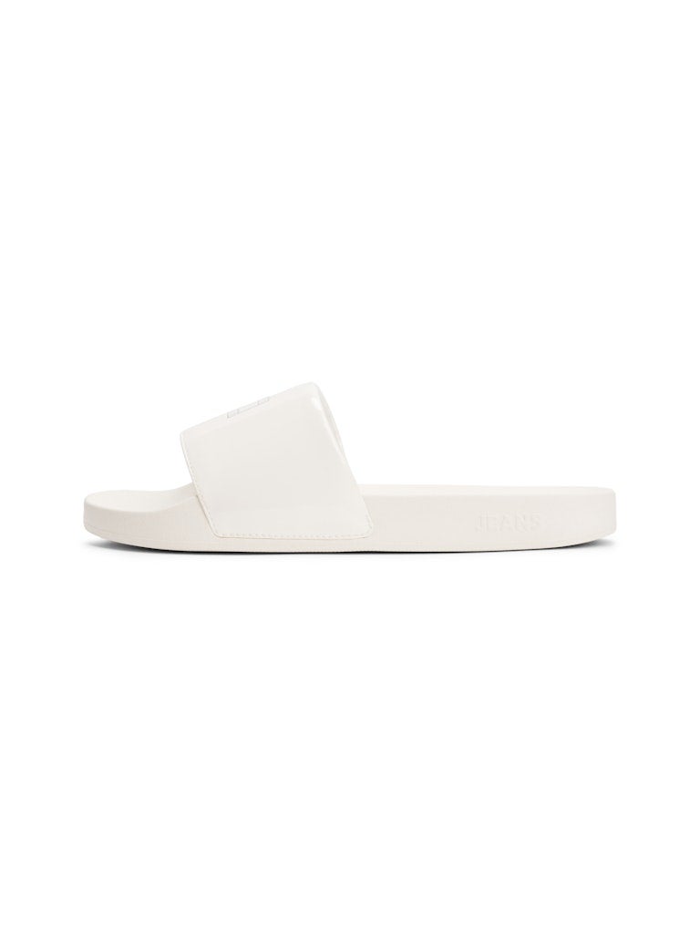 buy-tommy-jeans-flag-pool-patent-slide_3cr