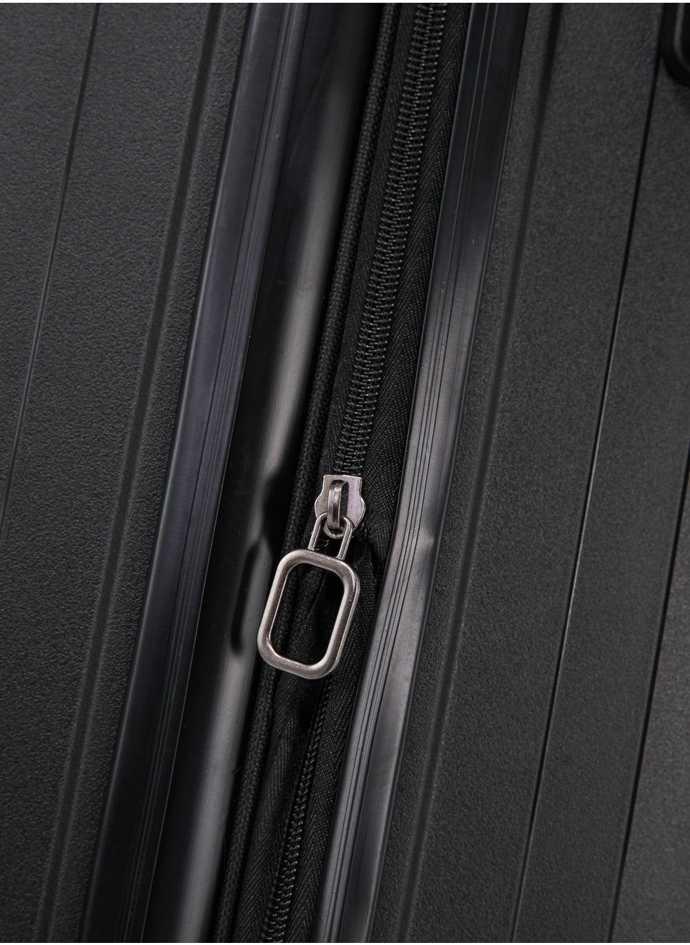buy-cabinpro-light-weight-pp-fashion-trolley-luggage-expandable-hard-case-medium-checked-suitcase-with-safe-zipper-and-4-quite-360deg-double-spinner-wheels-cp002-black_h1b
