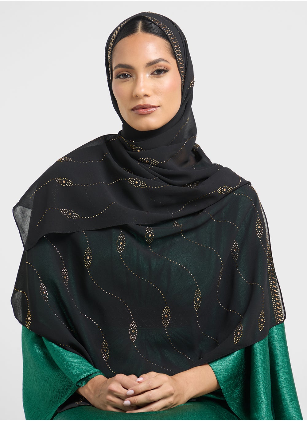 buy-khizana-embellished-wavy-pattern-long-hijab-scarf_8x0