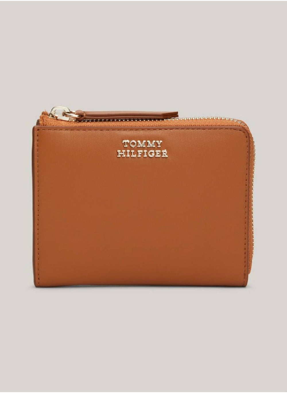buy-tommy-hilfiger-zip-around-wallet_swb