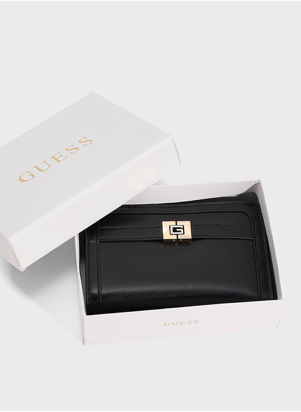 buy-guess-logo-small-wallet_p6x