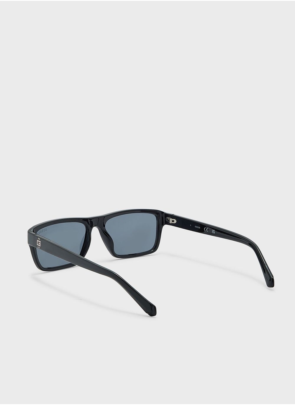buy-guess-spectagle-sunglasses_5r7