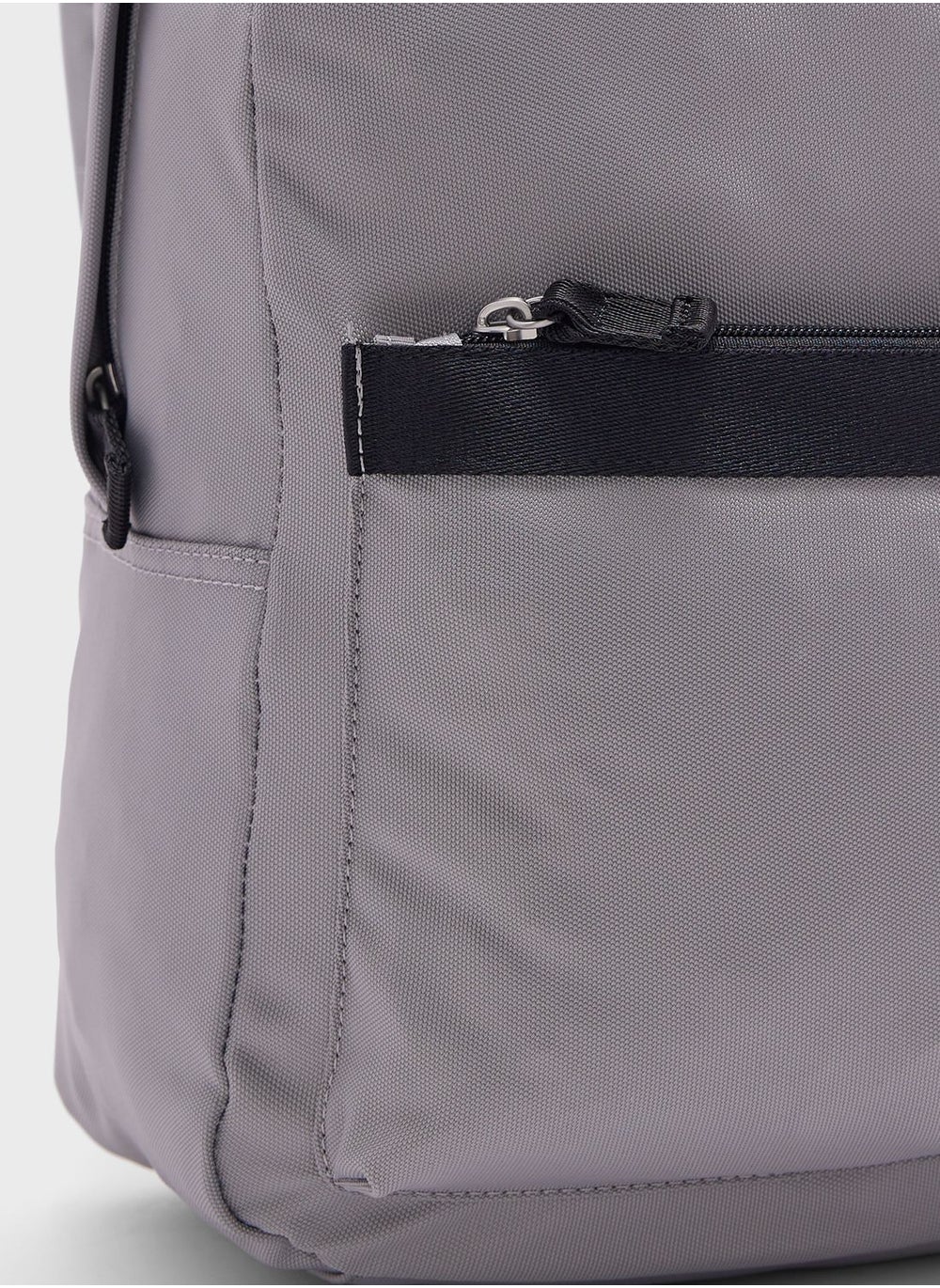 buy-tommy-jeans-logo-dome-backpack_yk0