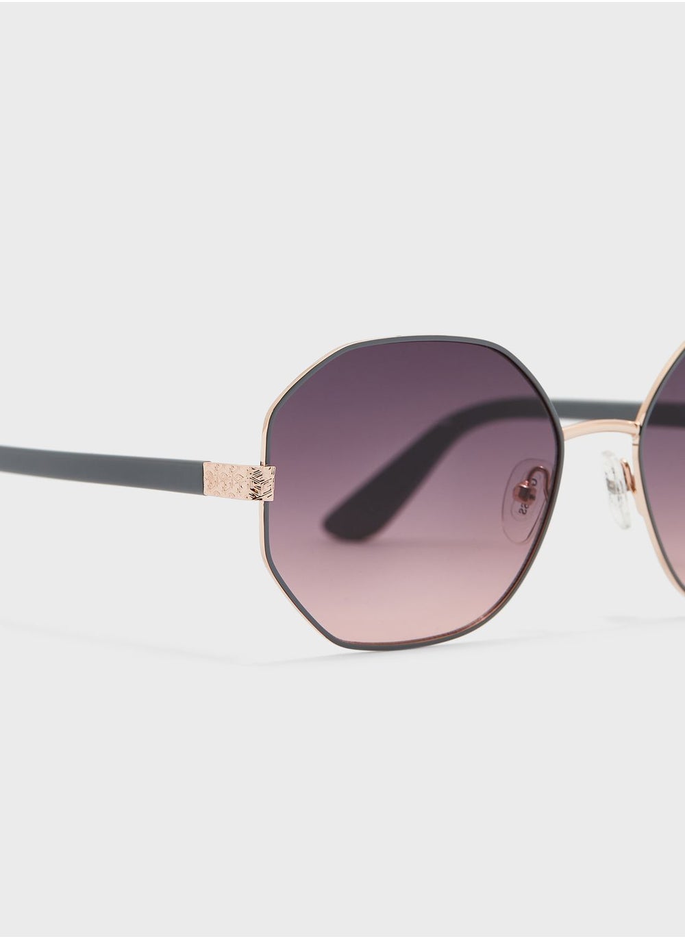 buy-guess-metal-shaped-sunglasses_8a7
