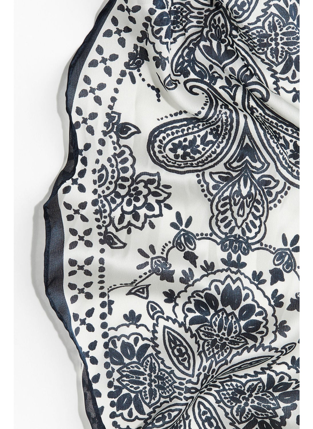 buy-h-m-diamond-shaped-scarf_16u