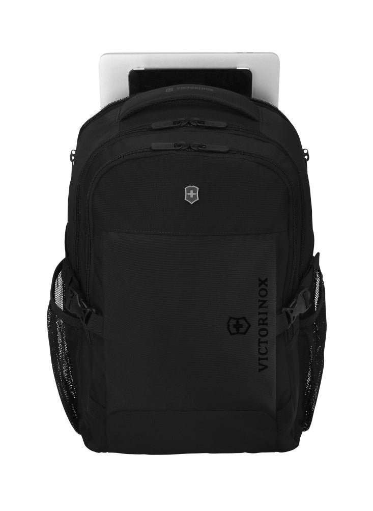 buy-victorinox-vx-sport-evo-daypack-32-litres-capacity-black_yk3