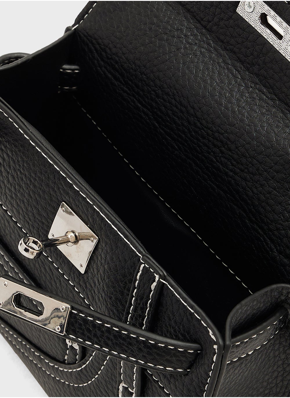 buy-ella-satchel-with-buckle_4da