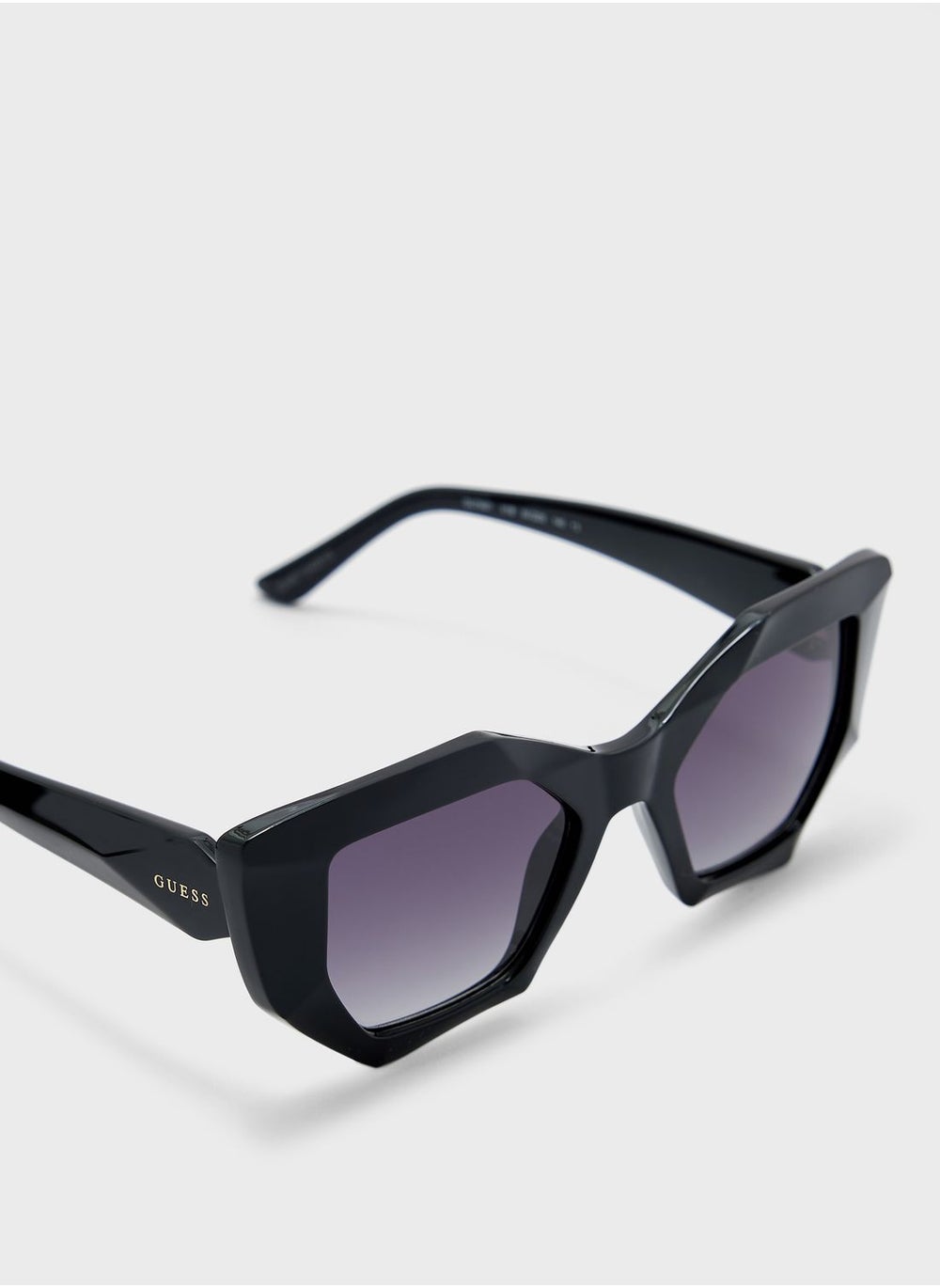 buy-guess-oversized-sunglasses_kkc