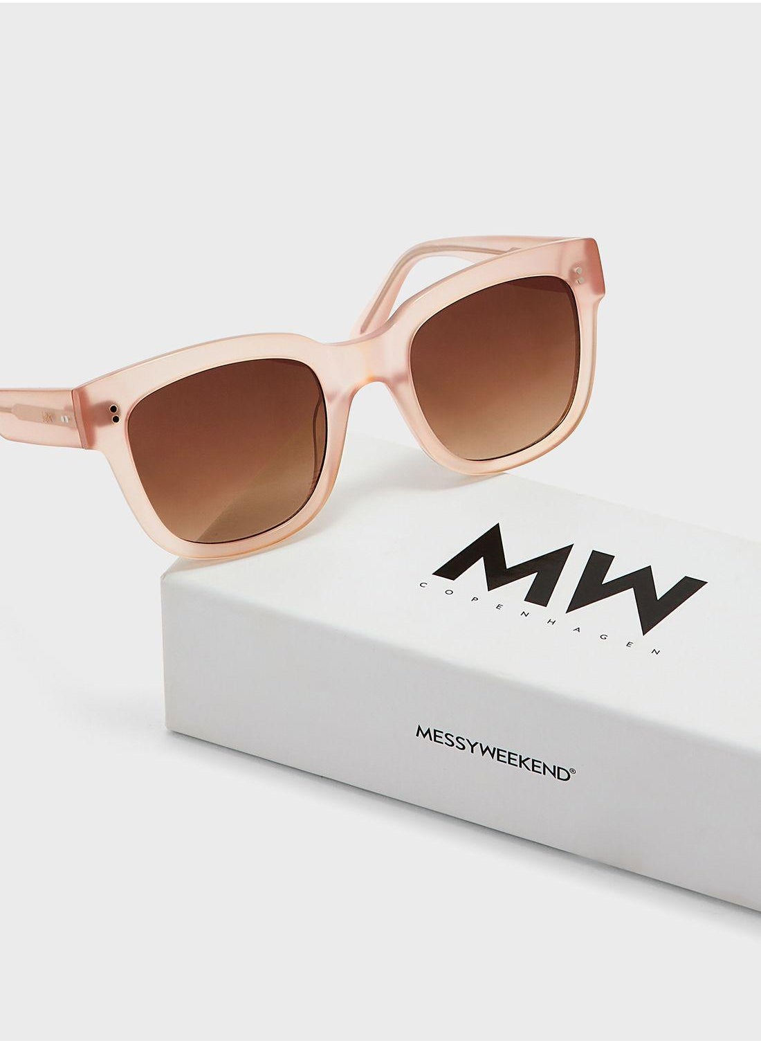 buy-messyweekend-liv-shape-sunglasses_yj1