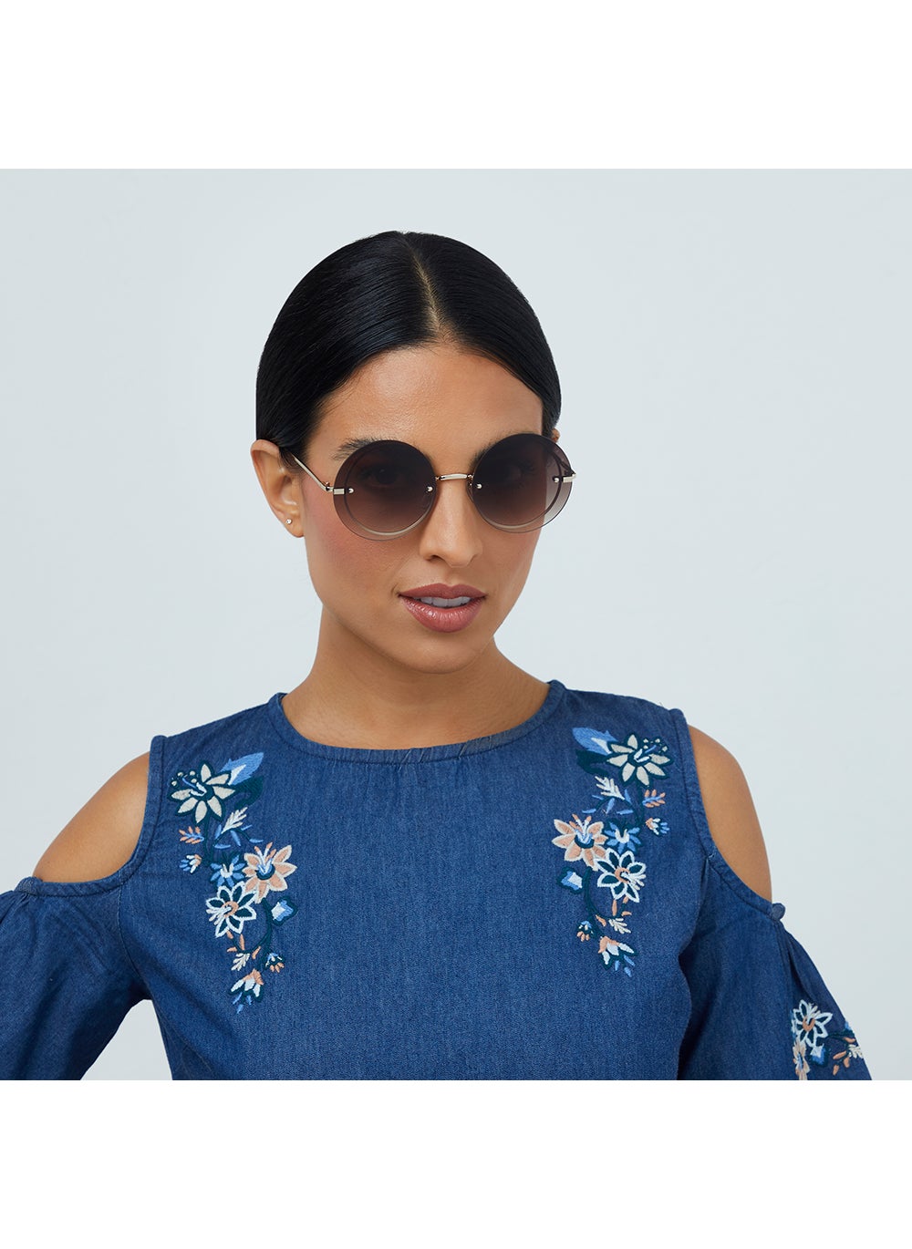 buy-blackout-blackout-coachella-round-rimless-sunglasses_gpn