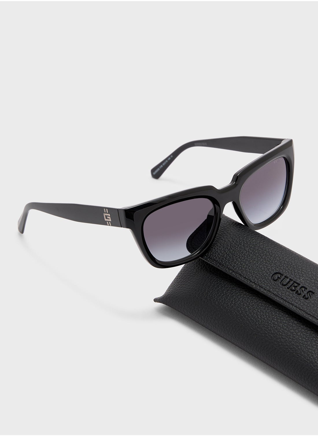 buy-guess-rectangle-sunglasses_p8a