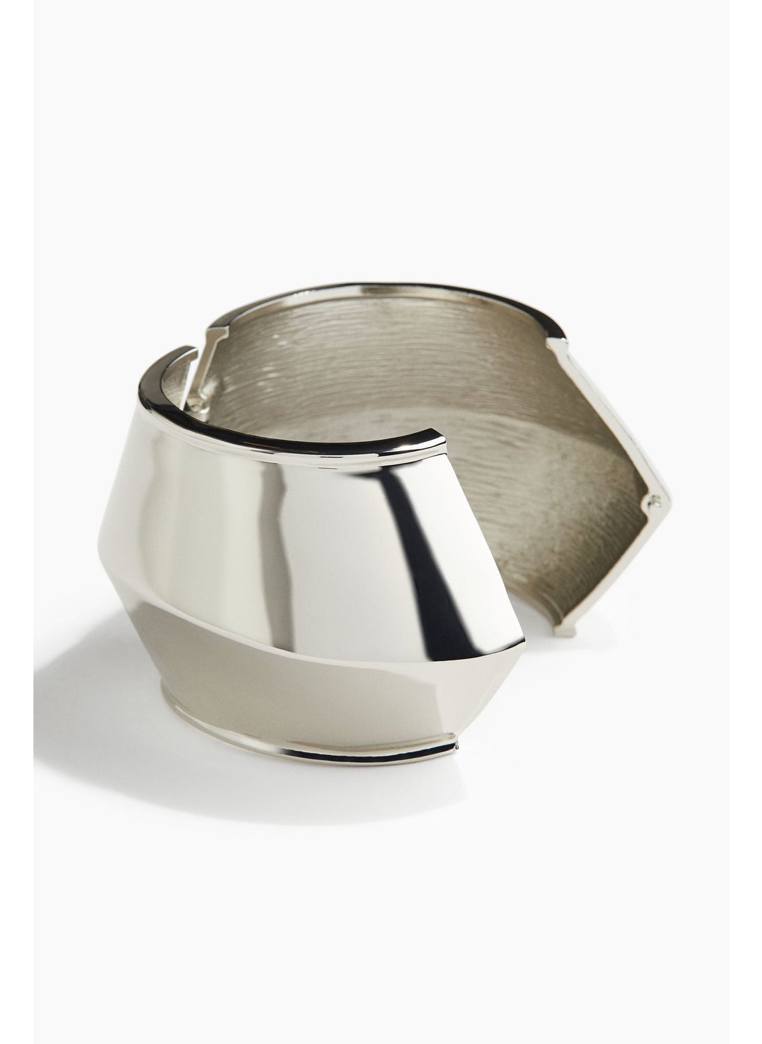 buy-h-m-chunky-cuff-bracelet_tjn