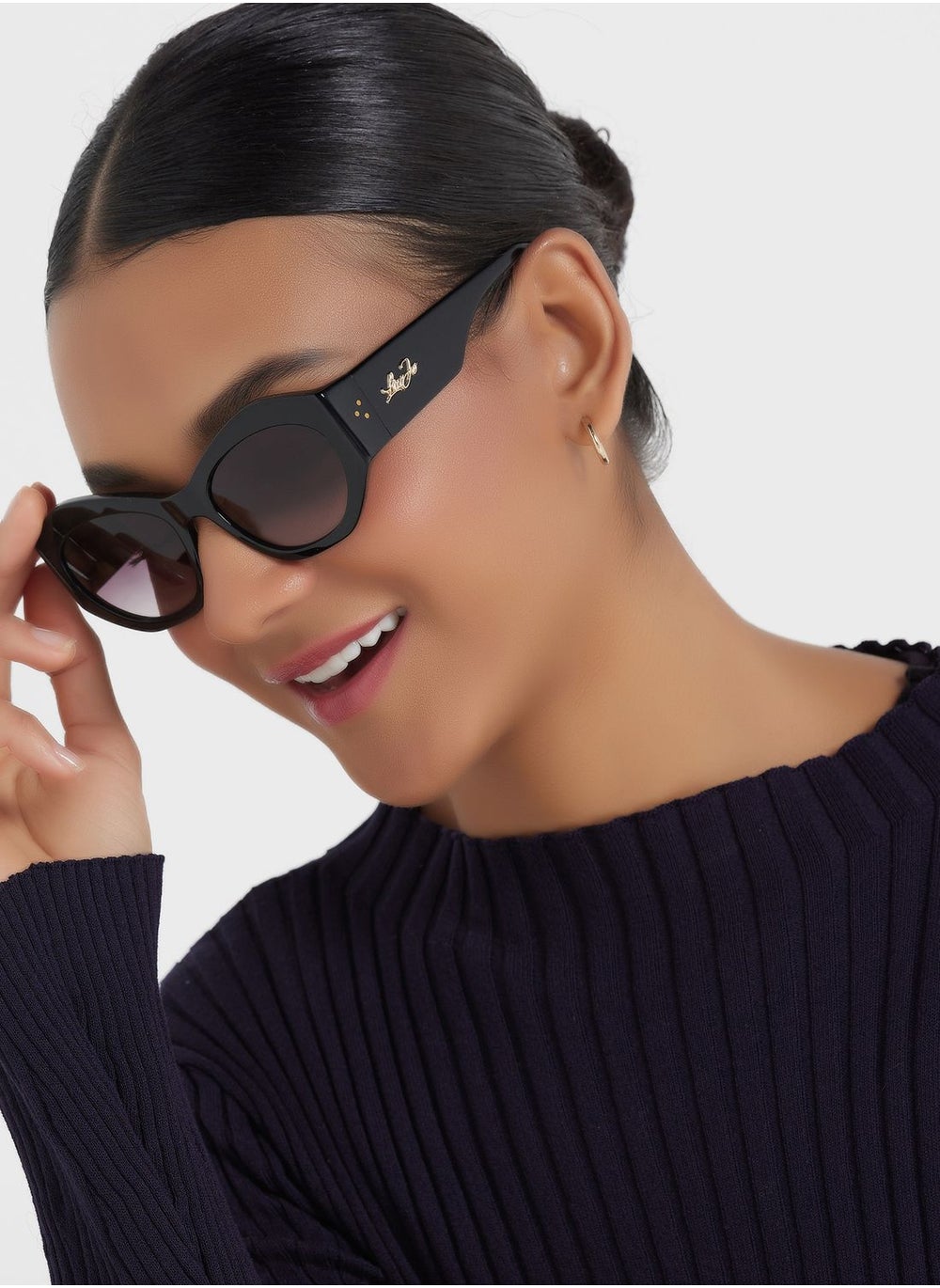 buy-liu-jo-oval-sunglasses_thc