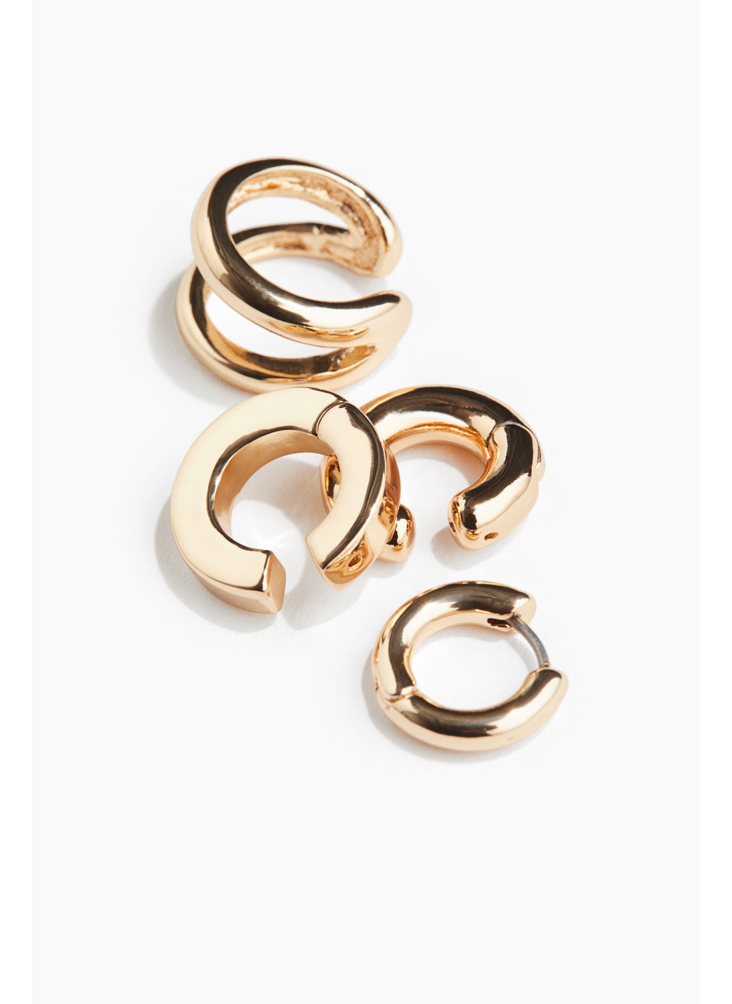 buy-h-m-4-pack-ear-cuffs-and-earring_x61