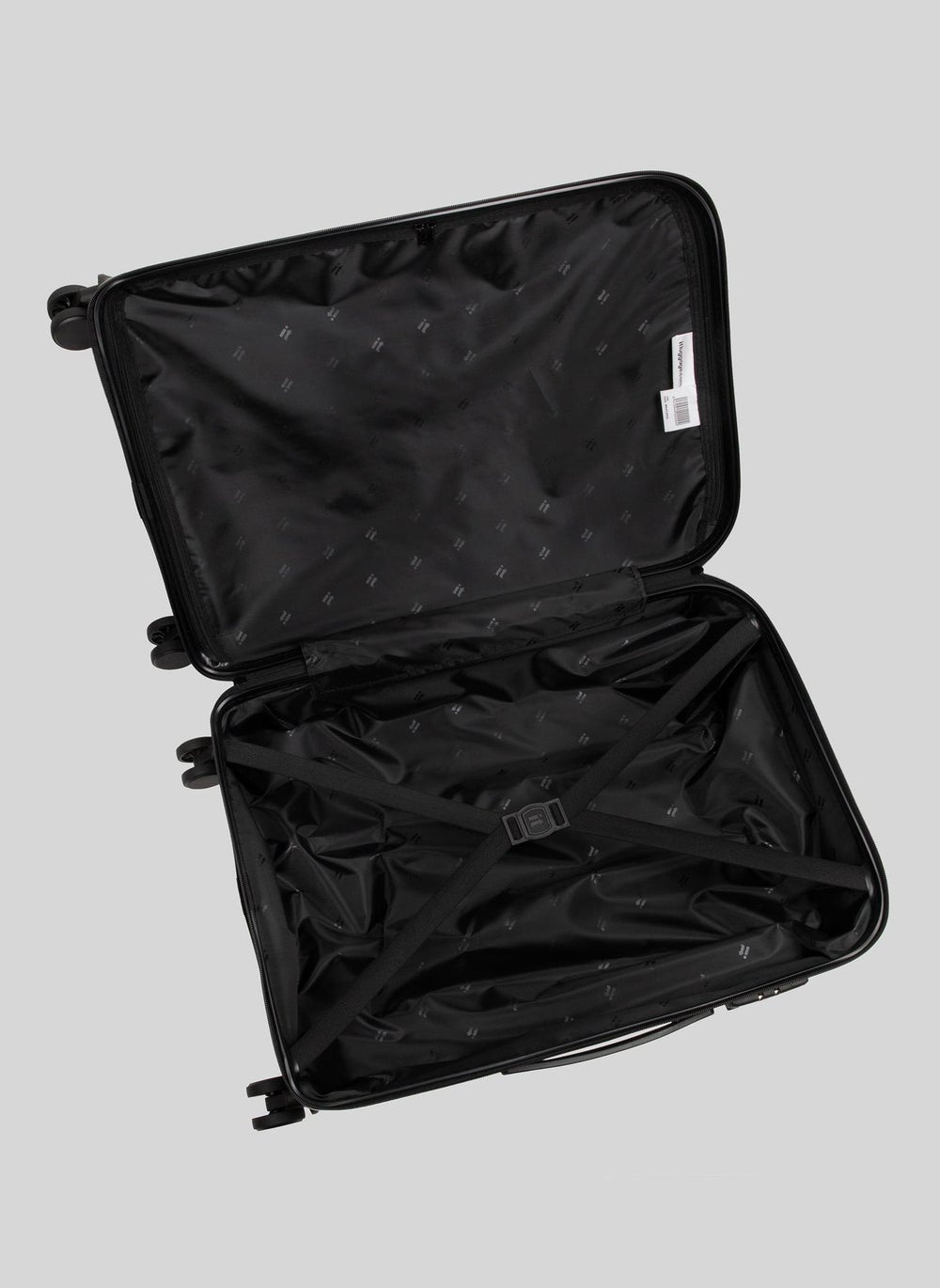 buy-matalan-it-luggage-black-hard-suitcase_obm