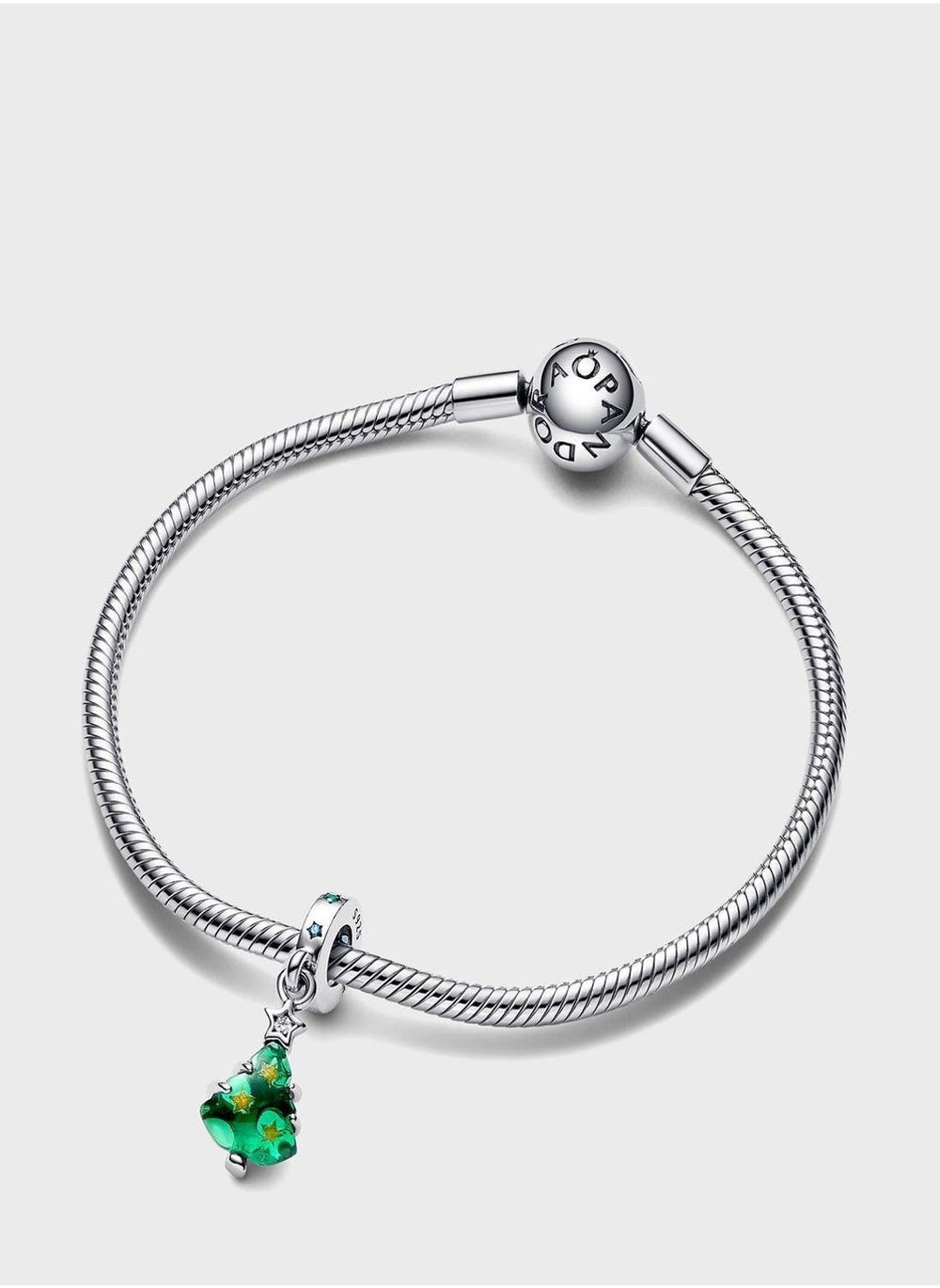 buy-pandora-sparkling-christmas-tree-dangle-charm_tod