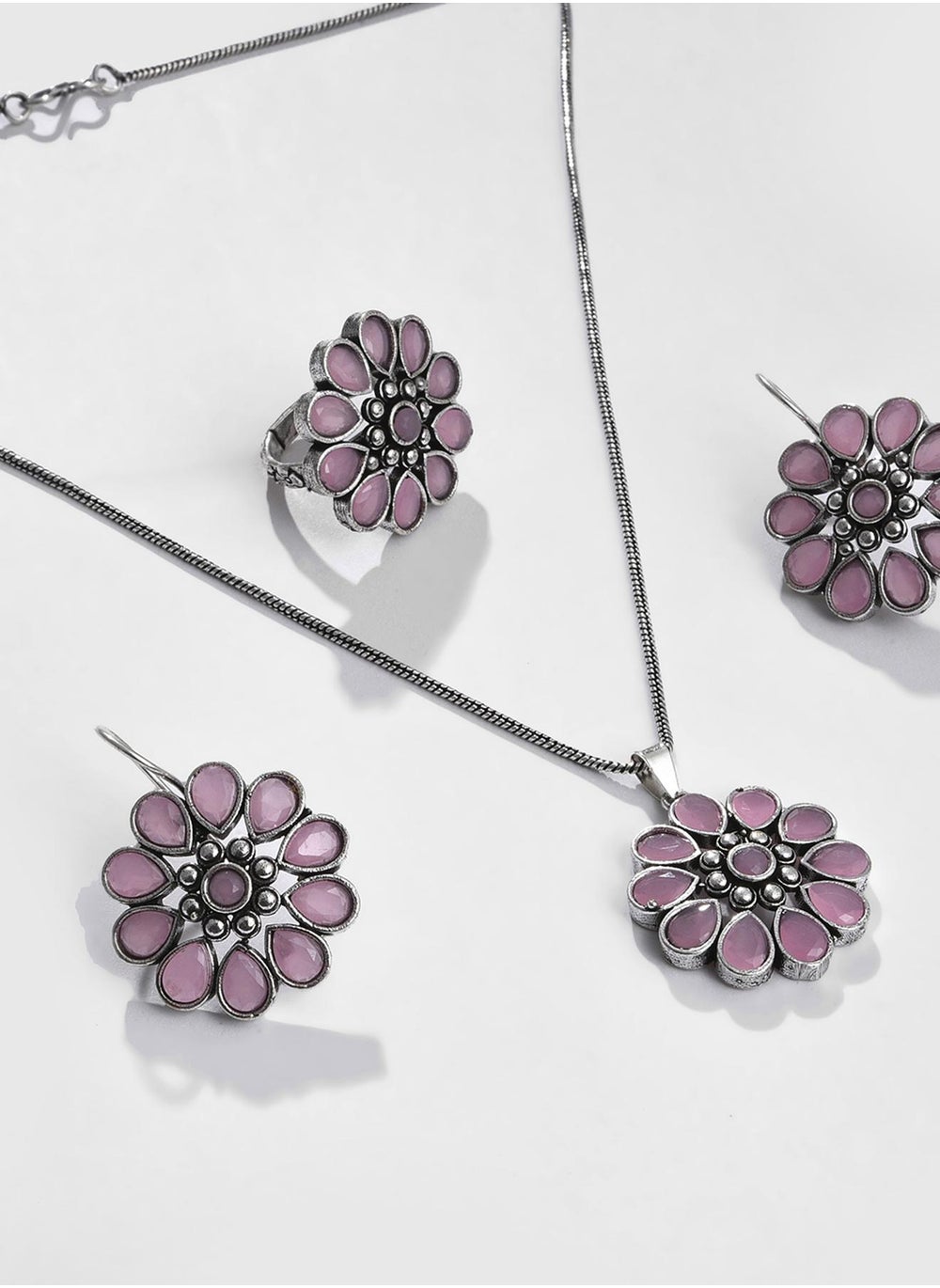 buy-sohi-purple-stone-studded-floral-jewellery-set_3b3