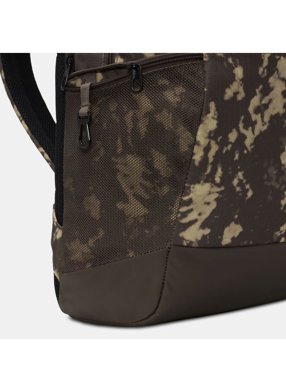 buy-nike-brasilia-backpack_b9z