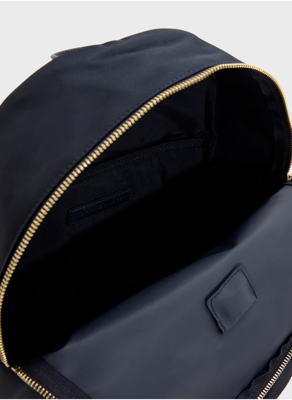 buy-tommy-hilfiger-poppy-backpack_80a