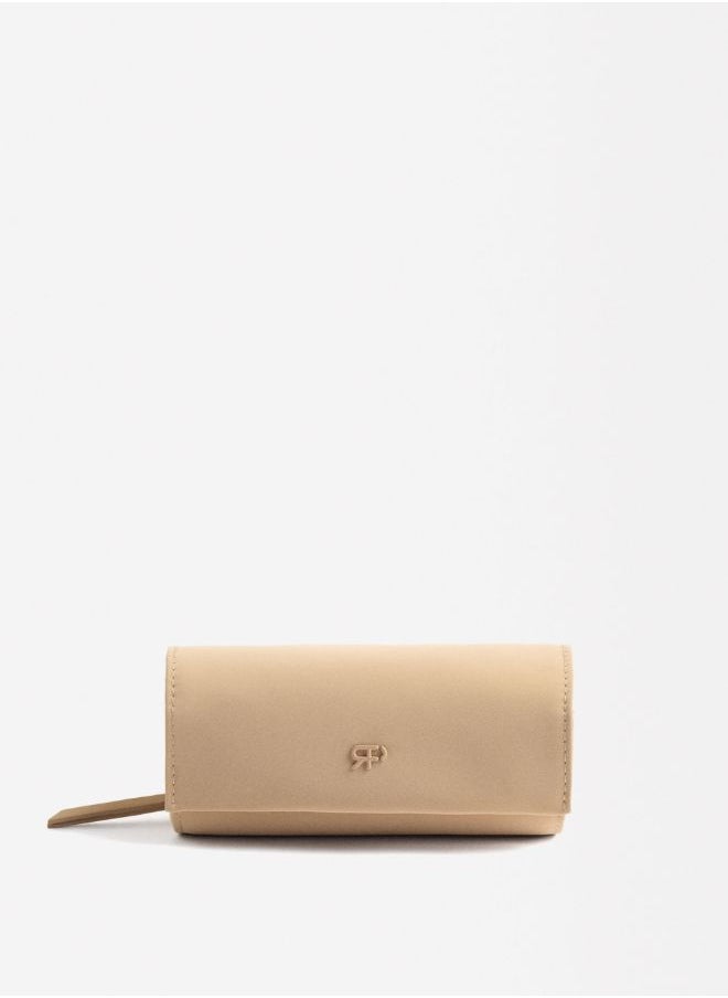 buy-parfois-roll-jewellery-case_v2f