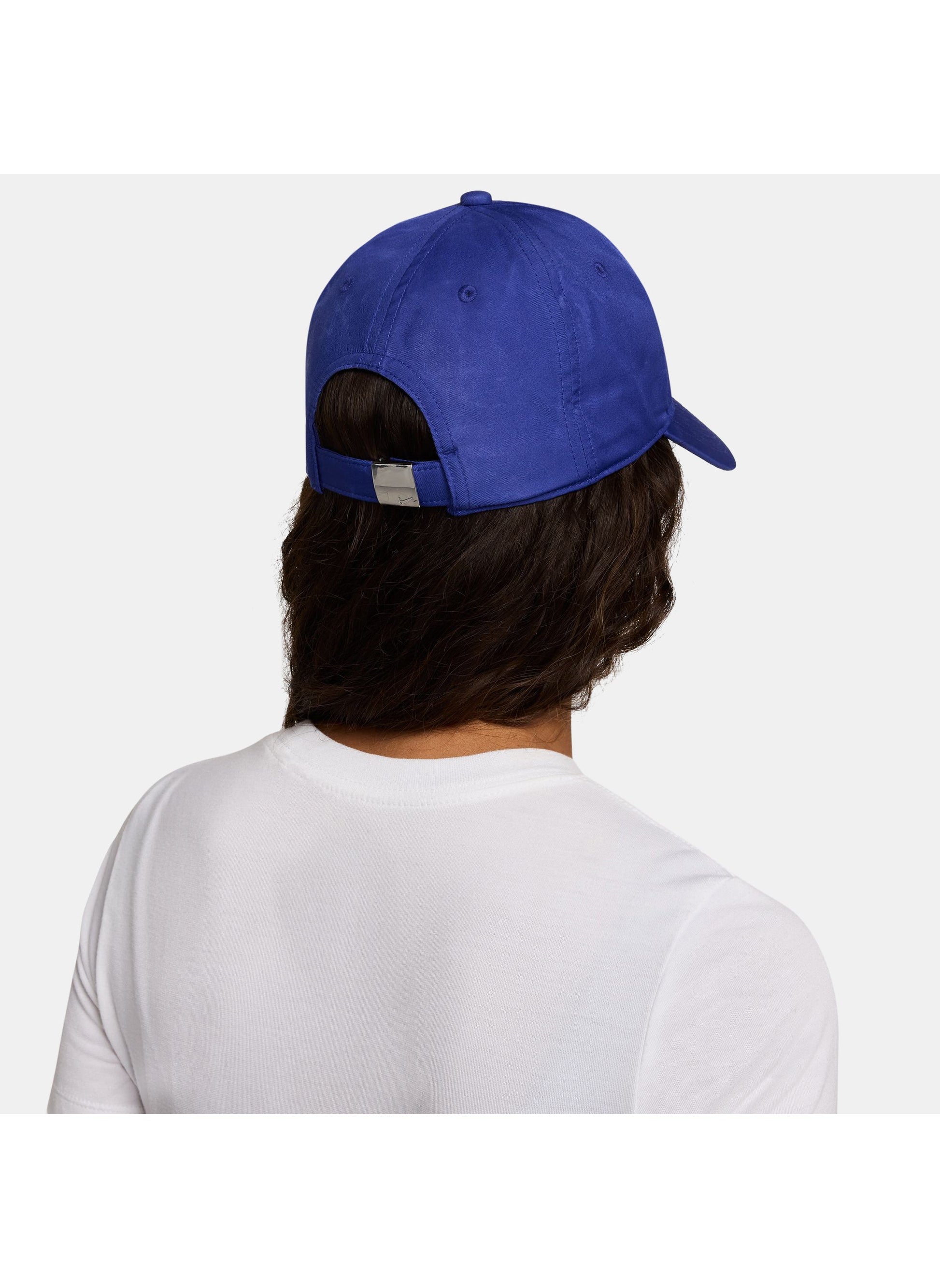 buy-nike-men-s-dri-fit-club-unstructured-swoosh-cap_zru